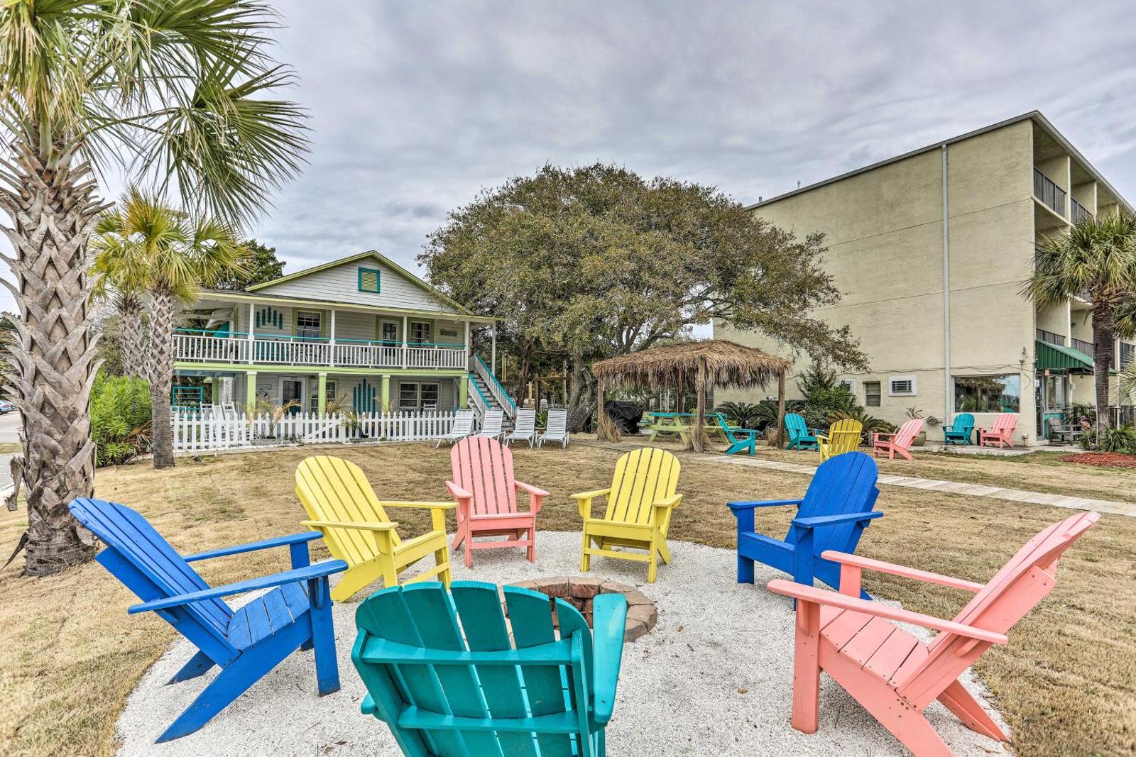 Downtown Myrtle Beach Cottage by 2nd Ave Pier Main image 2